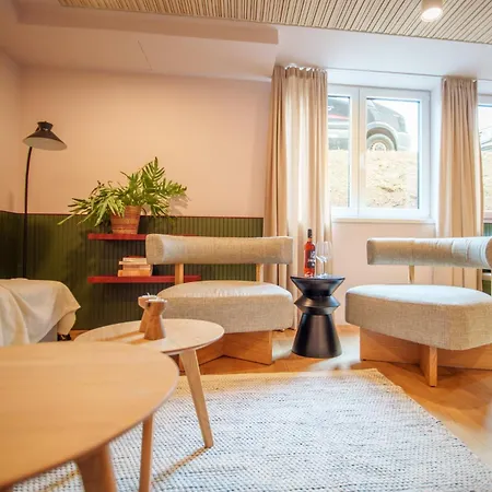 Stuub Hotel 4*